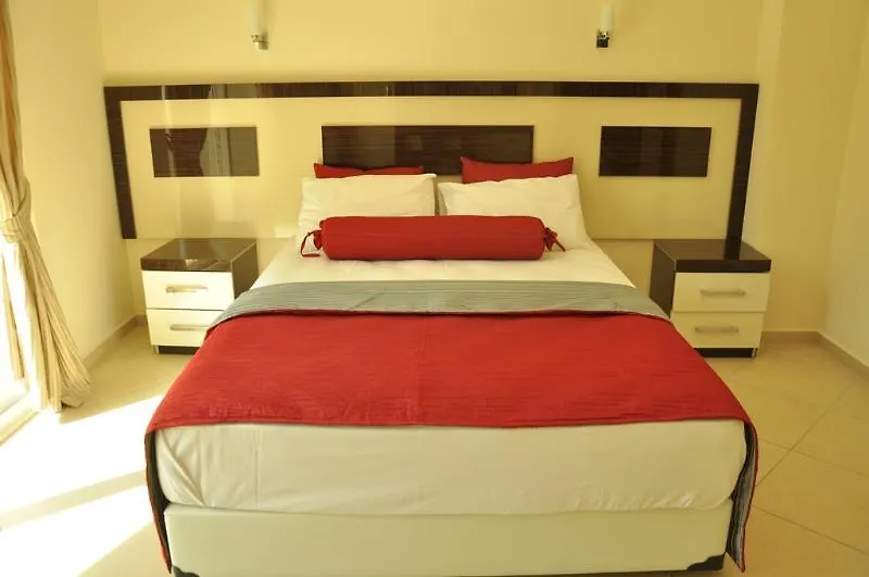 Gurol Hotel And Apartments オルデニズ